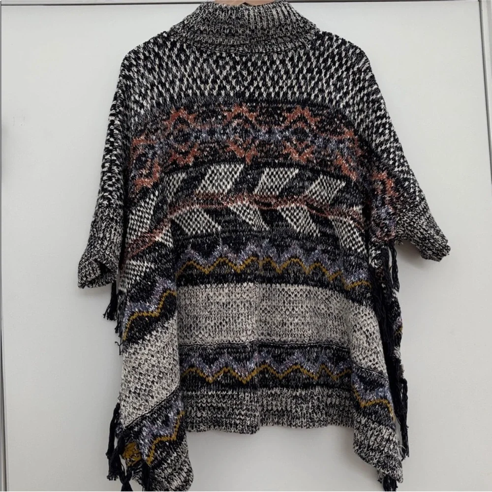 NWT Anthropologie Pilcro Magda Knit Poncho - Picture 9 of 15